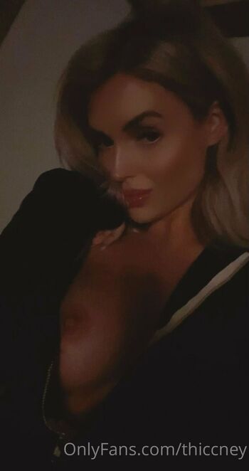 Whitney / thiccney nude photo #13