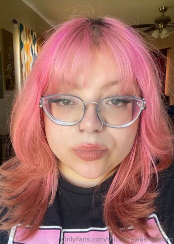 Thiccstrawberr / thiccstrawberryspam nude photo #31