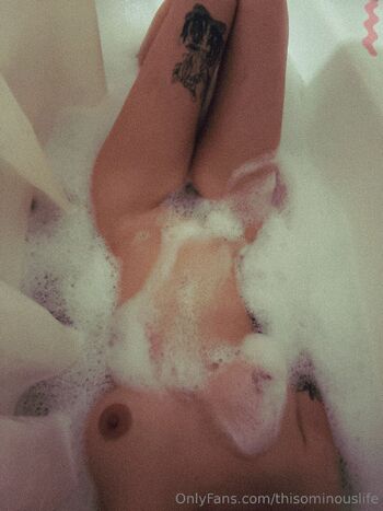 deadxbb / thisominouslife nude photo #20