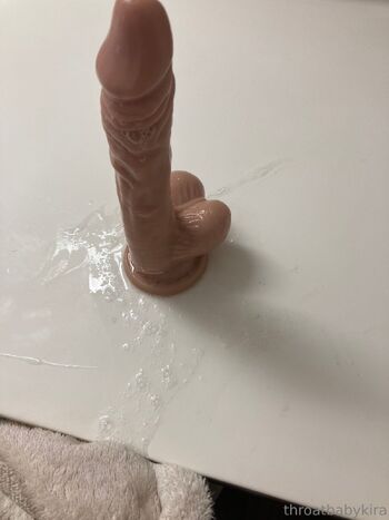 Throatbaby / throatbabykira nude photo #4