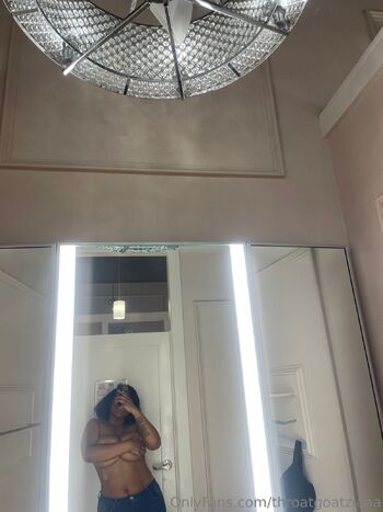 The Head Doctor / throatgoatziaaa nude photo #5