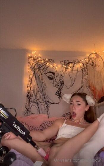 Tiana Blo / tianablow nude photo #27