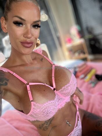 Tiffy Hollywoo / tiffyhollywood nude photo #1