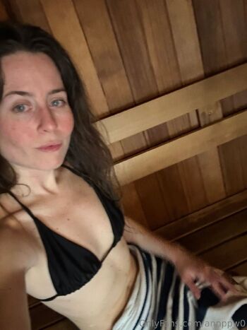 aninh / tigerrouge nude photo #18