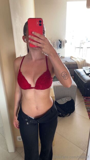 Din hemliga leksak är online / tilda07 nude photo #1