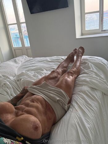 Tina / tina_trapqueenvip nude photo #4