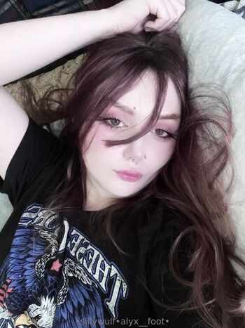 Alyx_Foo / tinykittie nude photo #22