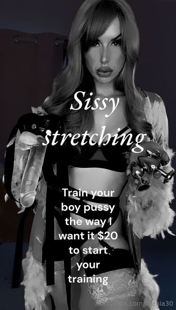 Mistress Titania Span / titania30 nude photo #25