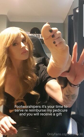 Mistress Titania Span / titania30 nude photo #35