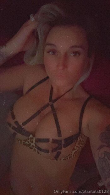 TitsTat / titsntats0128 / tits.tats0128 nude photo #6