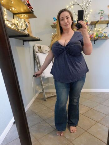 Titties and Feeties FRE / tittiesandfeetiesfree nude photo #6