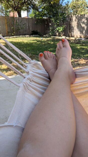 Titties and Feeties FRE / tittiesandfeetiesfree nude photo #10