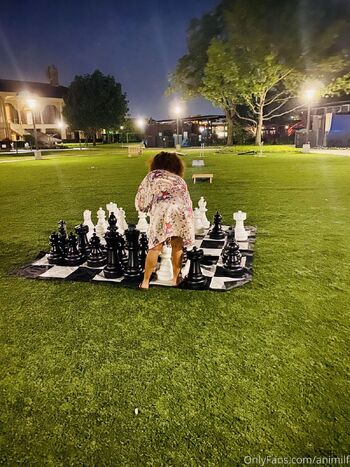 MILF Me / tittiesnlipstck nude photo #29