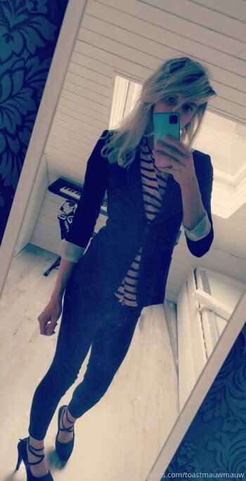 Almosttoast Mauwmau / toastmauwmauw / almosttoasty nude photo #17