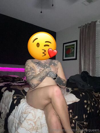 Tranny Quee / trannyqueen nude photo #12