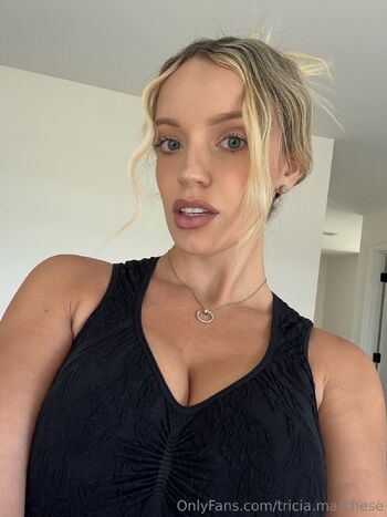 Trici / tricia.marchese nude photo #19