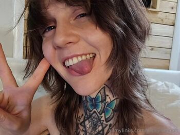 𝓒𝓪𝓼𝓼𝓲𝓮 (Tricky Nymph FREE / trickynymph nude photo #3