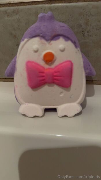 Bridge / triple-ds nude photo #25