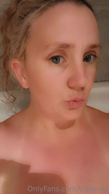 Bridge / triple-ds nude photo #33