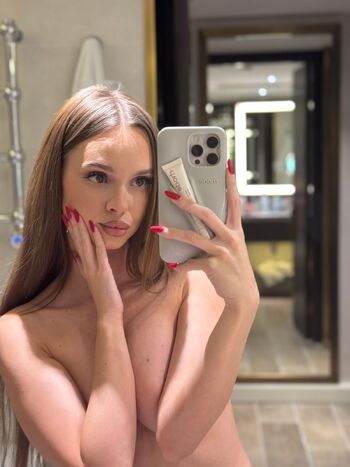 Trish Bab / trishbabe nude photo #9