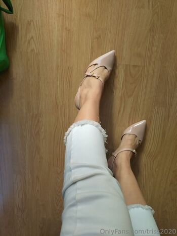 triss202 / triss2020 / trisstv nude photo #1