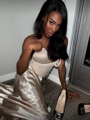 QUEEN DIANA / ts.diana nude photo #12