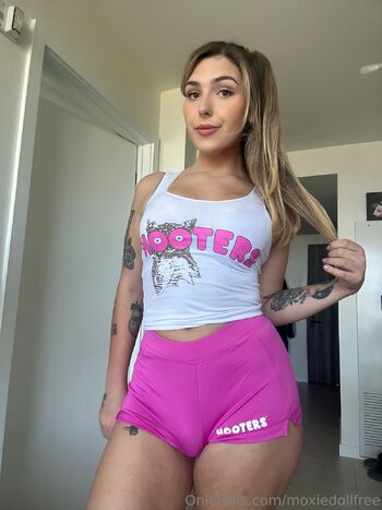 Moxie T-girlfrien / ts.moxie nude photo #10
