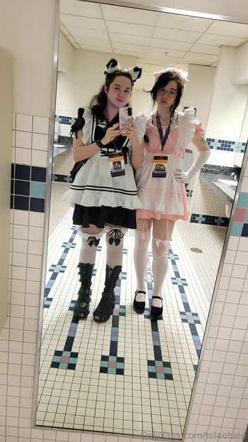 Sylvie Fa / tsfaebiee nude photo #12