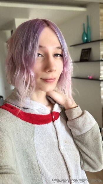 Emiria T / tsgirl_emiria nude photo #7