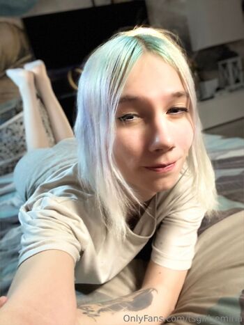 Emiria T / tsgirl_emiria nude photo #8