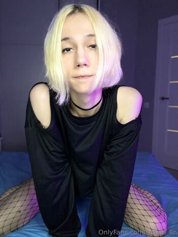 Emiria T / tsgirl_emiria nude photo #23