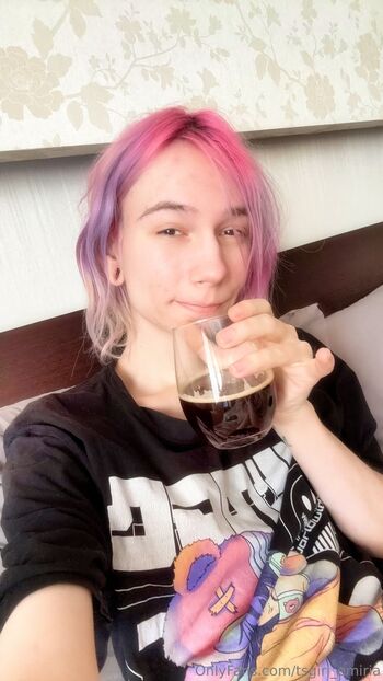 Emiria T / tsgirl_emiria nude photo #25