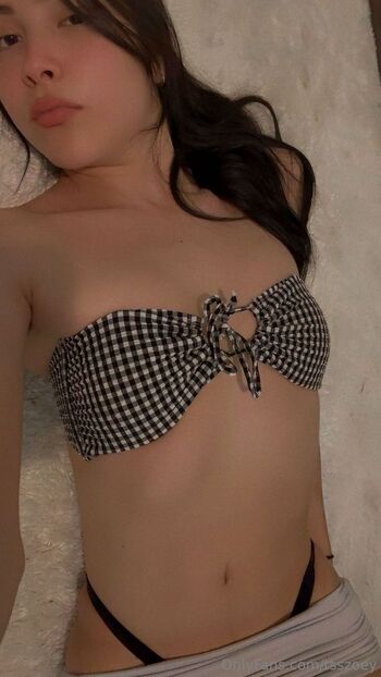 Zoey / tsszoey nude photo #23