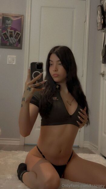 Zoey / tsszoey nude photo #24