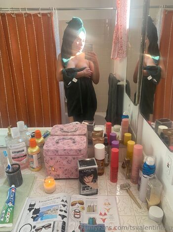 TSvalentin / tsvalentina4u nude photo #1