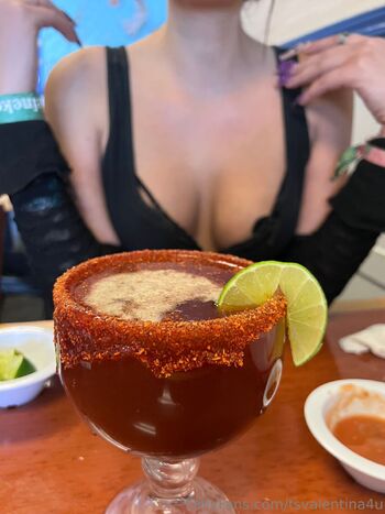 TSvalentin / tsvalentina4u nude photo #3