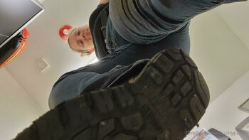 Giantess TushyPand / tushypanda nude photo #4