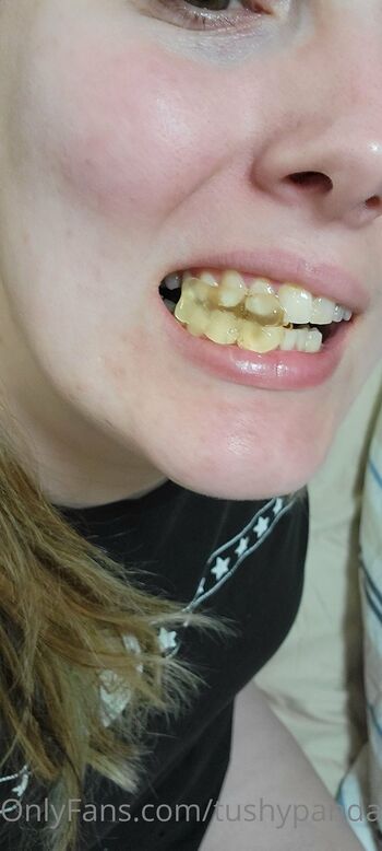 Giantess TushyPand / tushypanda nude photo #23