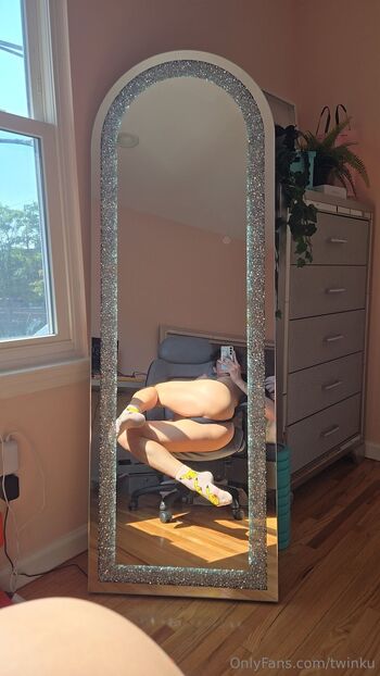 Twink / twinku / twinkkbottom nude photo #13