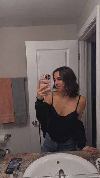 Tessas Asset / twistnteased nude photo #24