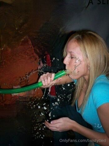 TwistyTie / twistytied nude photo #24