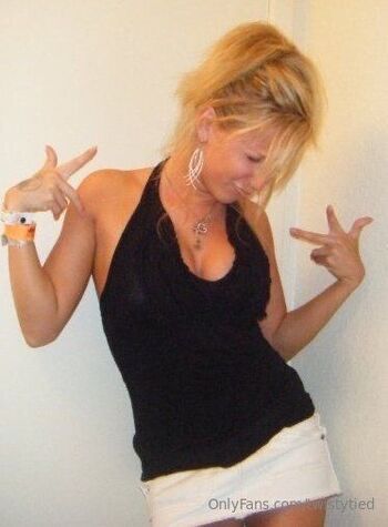 TwistyTie / twistytied nude photo #33