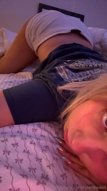 Tyler / tylerthedoll nude photo #6