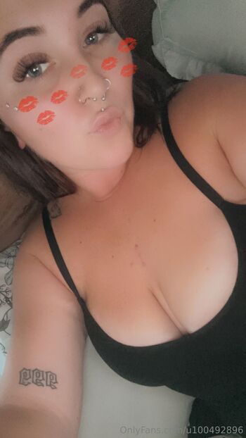 Paper Bag Girl / u100492896 nude photo #1