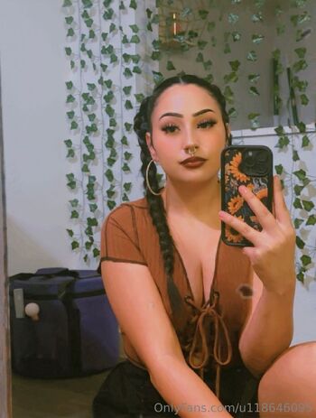 Stin / u118646095 nude photo #3