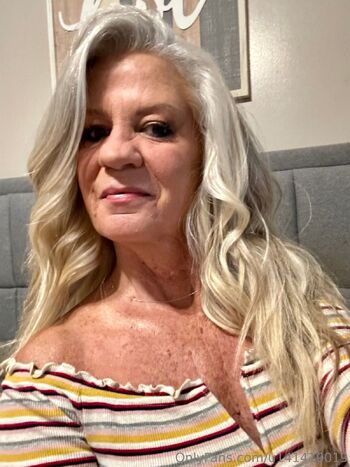 Southern Mature Woma / u141419019 nude photo #4