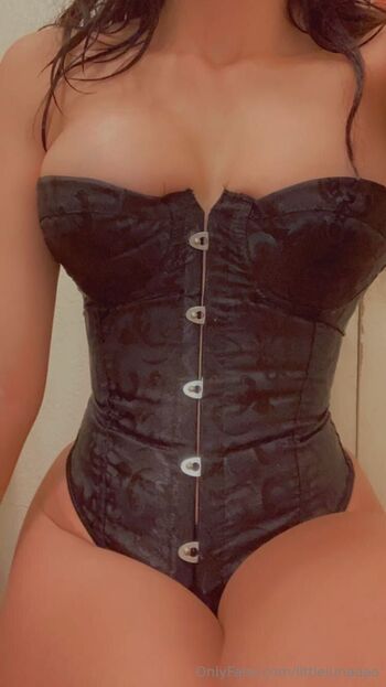 Luna / u159289220 nude photo #1