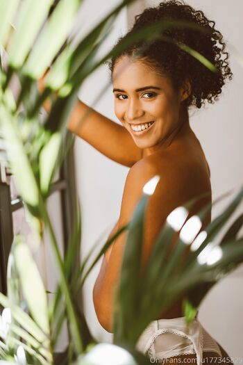 Katharina.Maria.xox / u177345829 nude photo #25