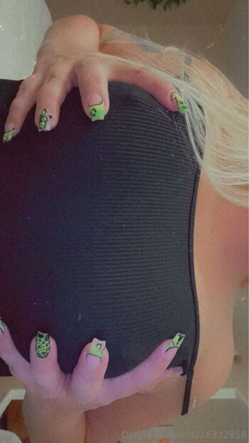 Miss Natasha / u216332858 nude photo #8