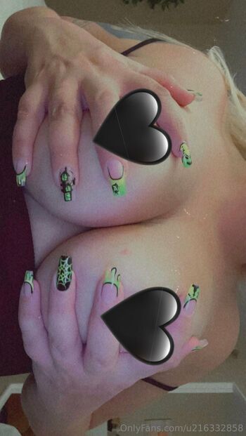 Miss Natasha / u216332858 nude photo #9